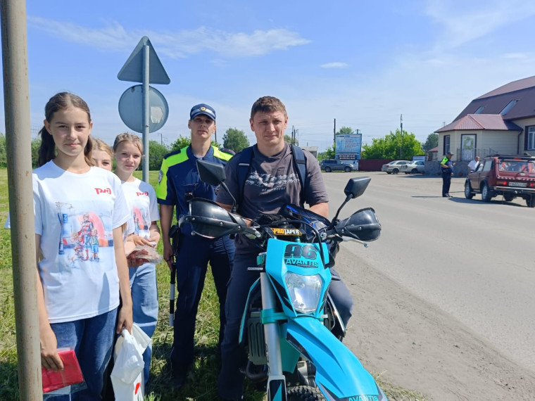 Сотрудники Госавтоинспекции Тальменского района провели акцию «Мототранспорт». Сотрудники Госавтоинспекции Тальменского района провели акцию «Мототранспорт».